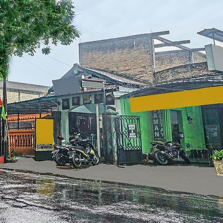 Oyo 91697 Nyaman Homestay Syariah Pare Dış mekan fotoğraf