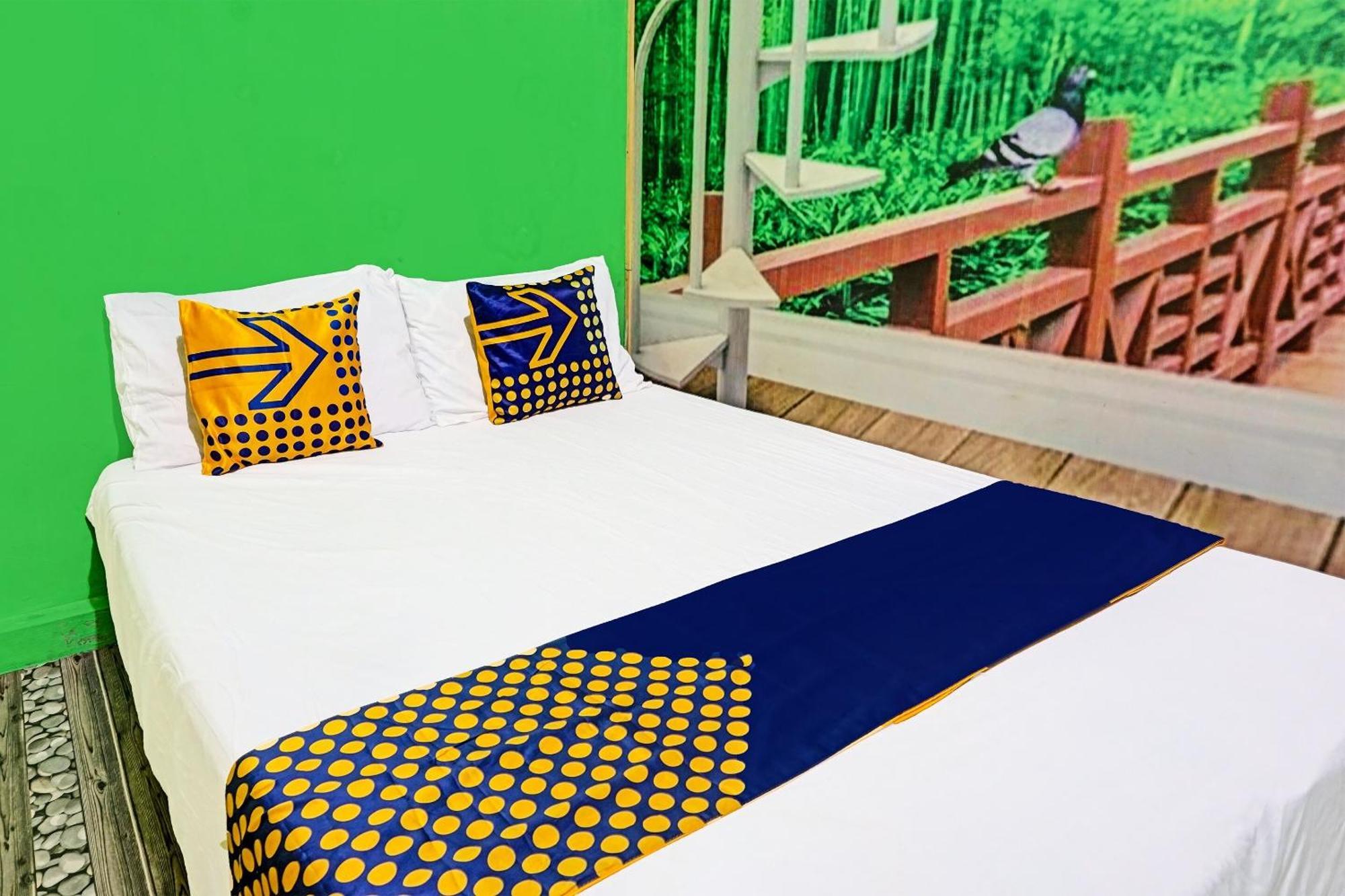 Oyo 91697 Nyaman Homestay Syariah Pare Dış mekan fotoğraf